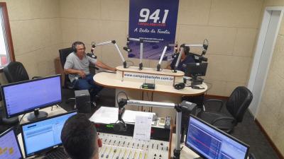 Campo Abeto FM estÃ¡ com programaÃ§Ã£o especial dos 33 anos